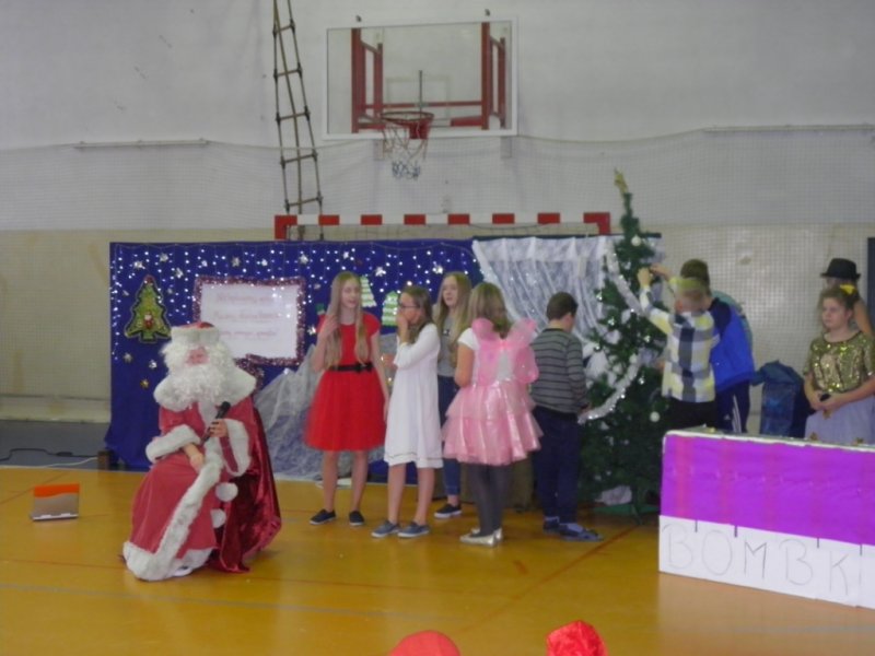 Mikołaj w szkole podstawowej